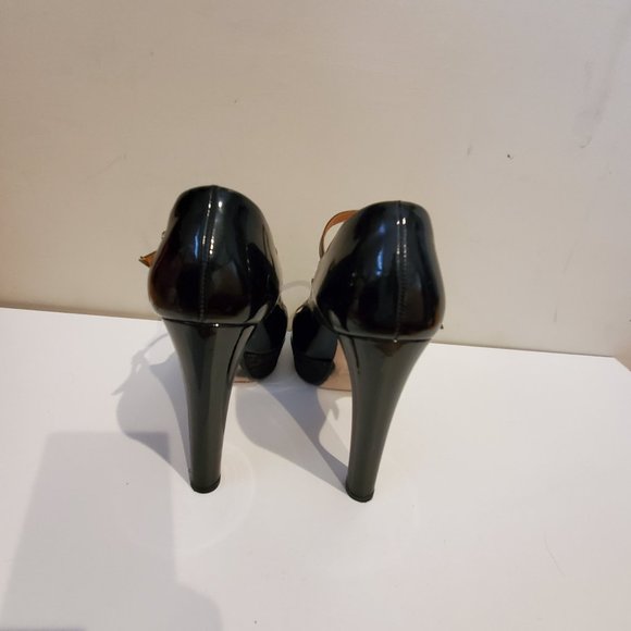 Miu Miu black patent leather platform heels - Picture 7 of 12